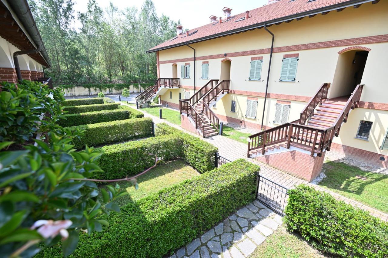 Aura Loving Home Con 4 Posti Letto, Cucina Completa, Terrazzo Ed Un Grande Parco Verde Serravalle d'Asti Bagian luar foto